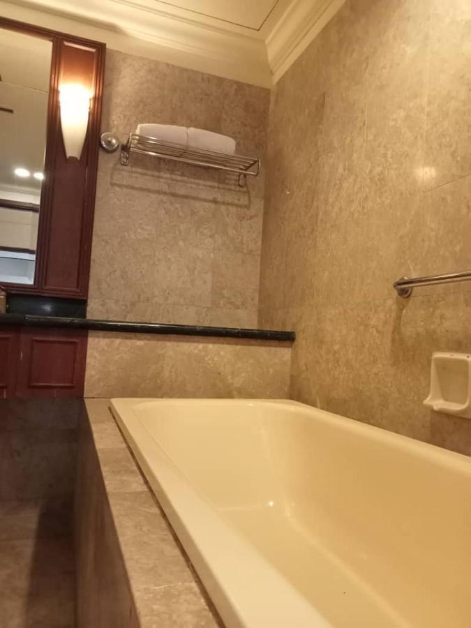 Berjaya Times Square Service Apartment, Kuala Lumpur Exteriör bild